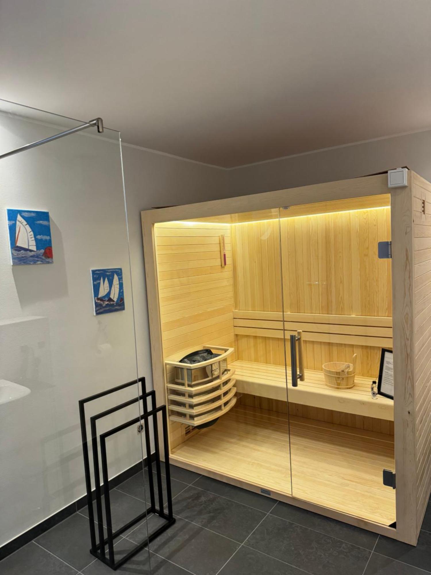 Ommi Kese See-Suite Sauna Biggesee Ольпе Экстерьер фото