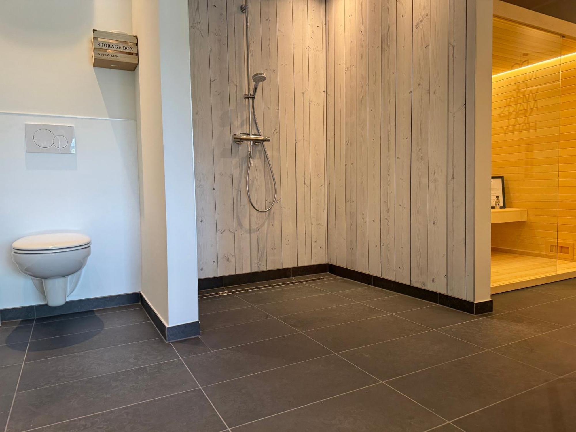 Ommi Kese See-Suite Sauna Biggesee Ольпе Экстерьер фото